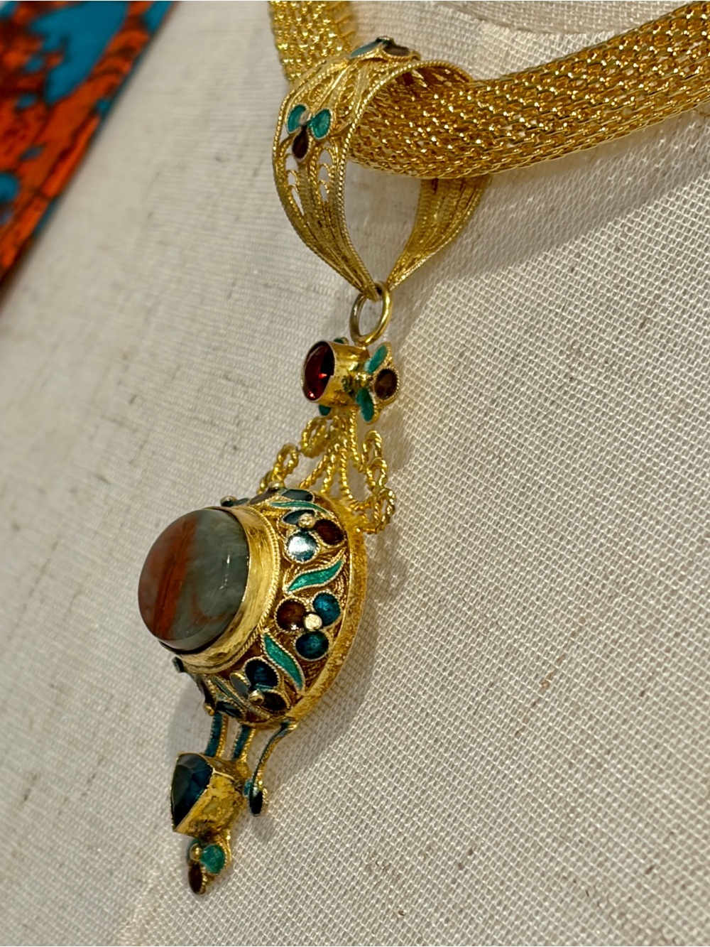 Vintage Gold Plated Vermeil Statement Pendant Necklace Earring Set - NWOT - Picture 10 of 16